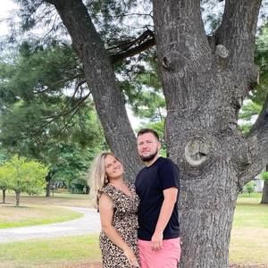 Meet your Posher, Amina